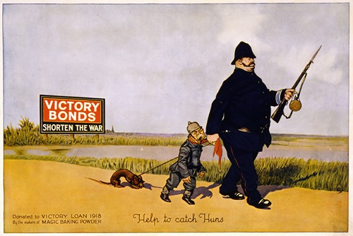 Help to catch Huns. Victory Bonds shorten the war