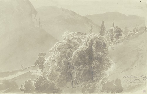 Gebirgslandschaft, im Vordergrund Baumgruppe, aus der ein Kirchturm hervorsieht