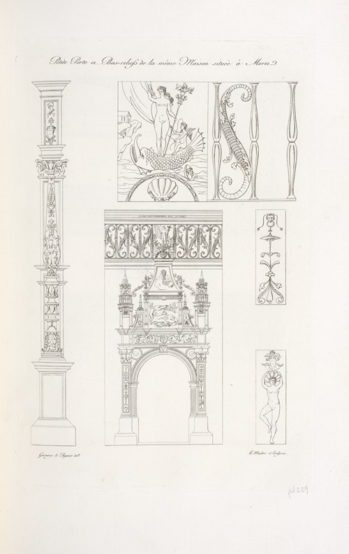 Petite porte et bas-reliefs de la même maison située à Moret.