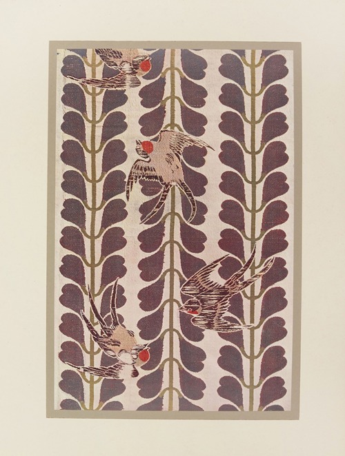 Oiseaux et fleurs de glycine stylisées