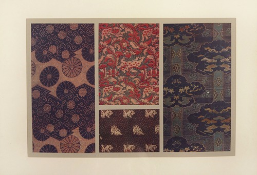 Motifs ornementaux ; animaux et feuillages ; chiens ; motifs ornementaux