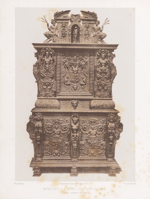 Grande armoire en noyer