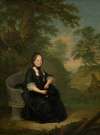 Maria Theresia in Witwentracht, auf einer Steinbank sitzend
