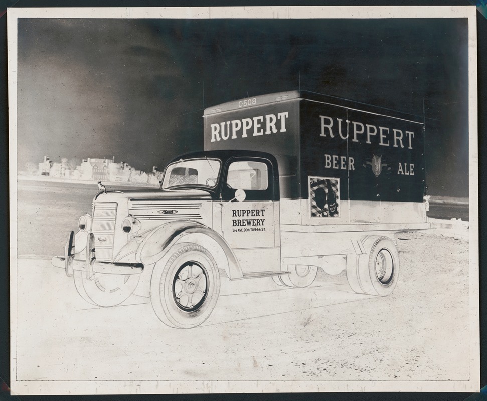 Winold Reiss - Perspective drawing of painted design of Mack delivery truck ‘Ruppert Beer Ale’