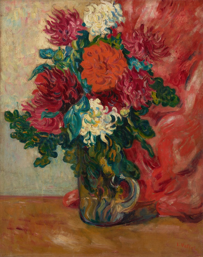 Louis Valtat - Dahlias à la cruche en verre devant une tenture rouge